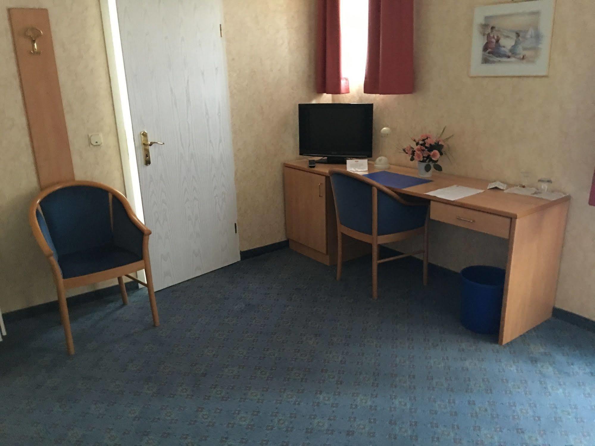 Smarthotel Flamingo Self Check-In Gießen Екстериор снимка